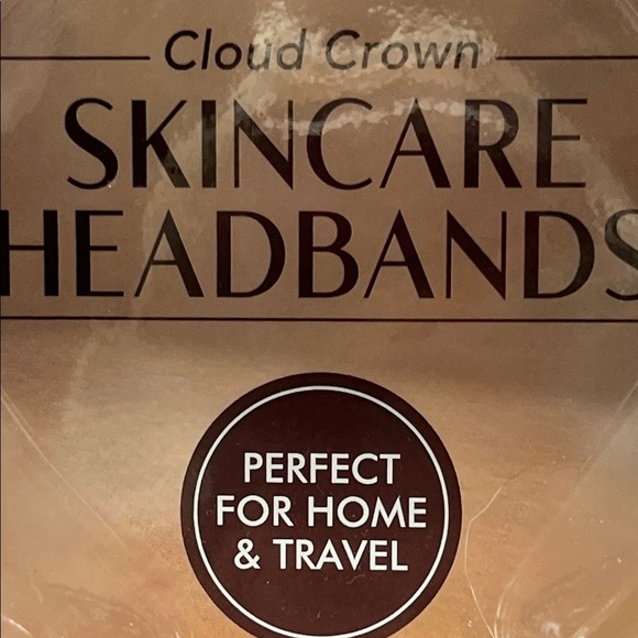 Two Skincare Headbands - Picture 4 of 10